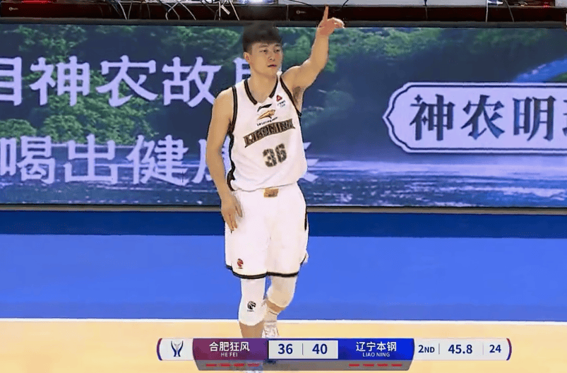 尴尬！打个NFL球队都费劲 辽宁赢球全靠外援，郭士强爱将成拖油瓶