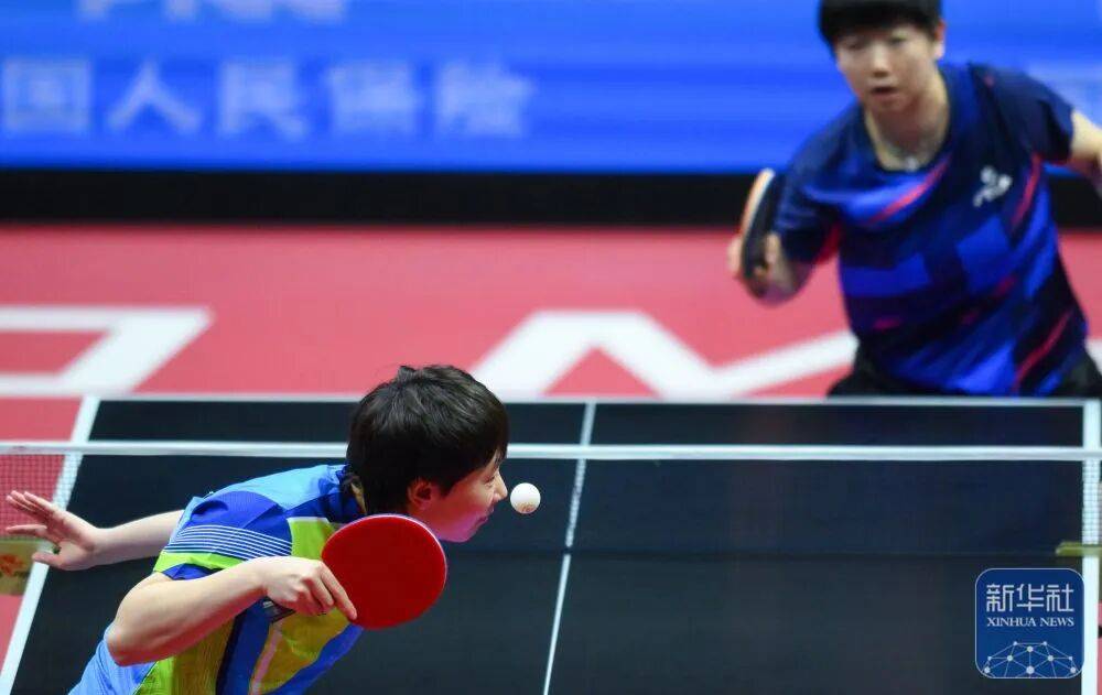 祝贺！王曼昱，冠军！