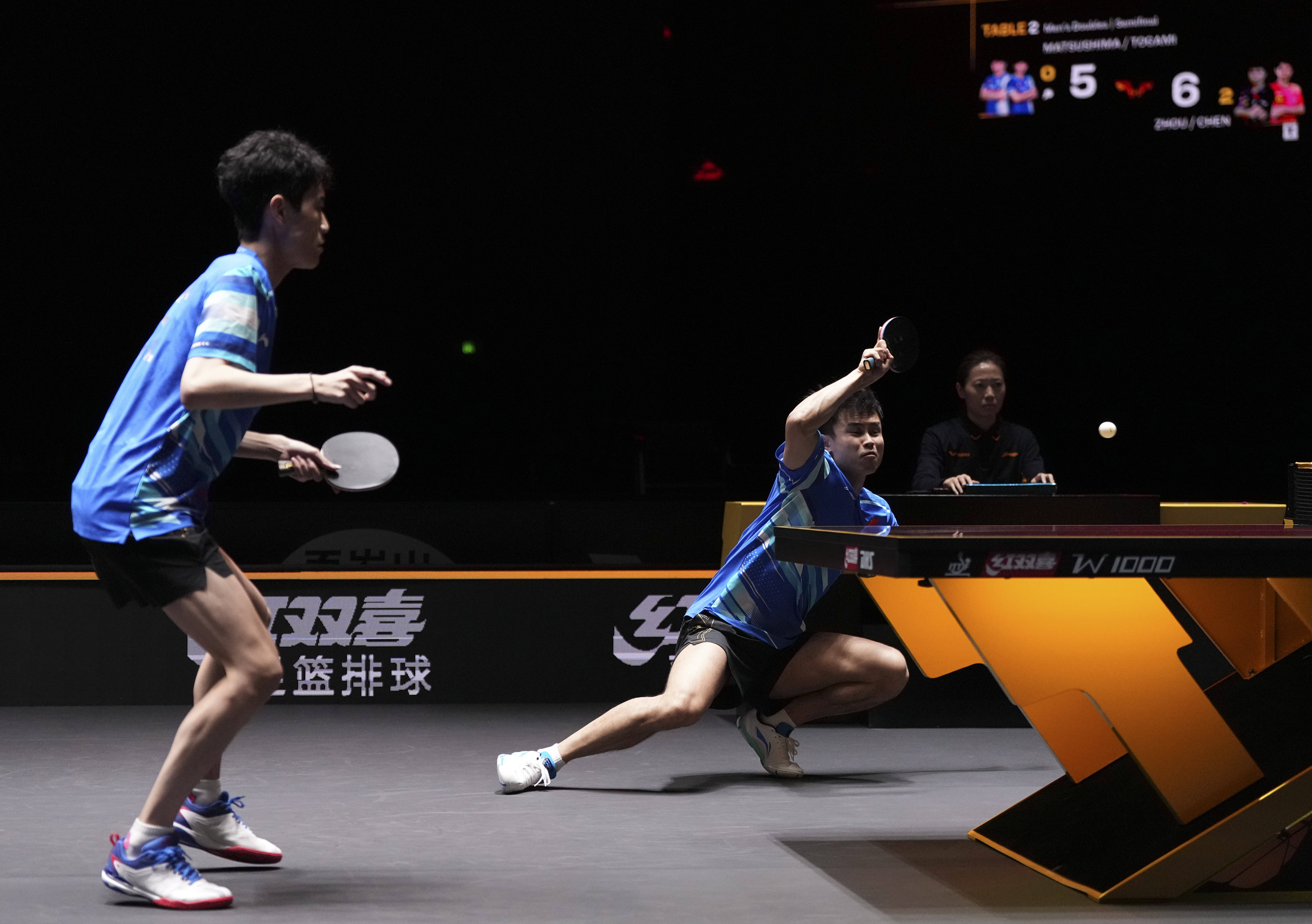 （体育）乒乓球——WTT中国大满贯赛：周启豪/陈俊菘晋级男双决赛