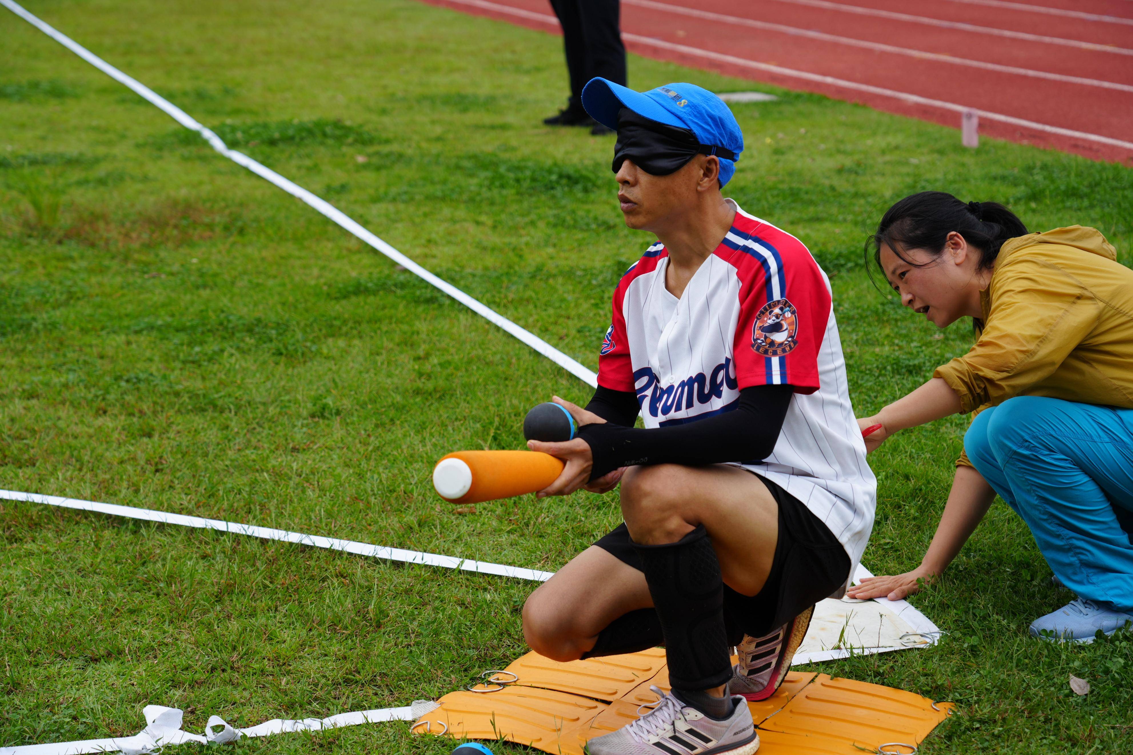 心有光明：成都三名盲人棒球手的热爱与生活｜国际残疾人日