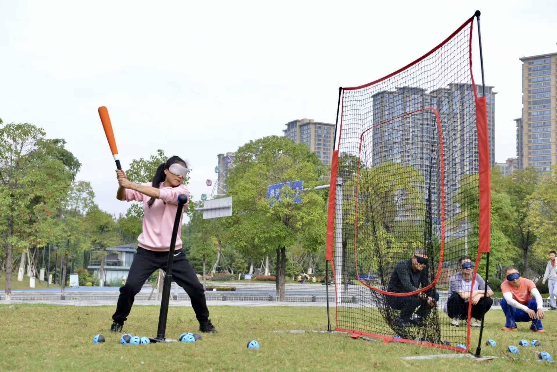 心有光明：成都三名盲人棒球手的热爱与生活｜国际残疾人日