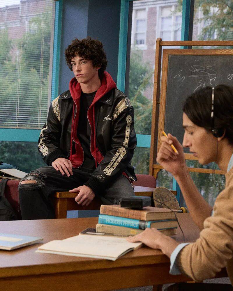 BALENCIAGA 首个橄榄球系列 | Audi Sport F1概念赛车发布 | Heron Preston 回归重掌品牌