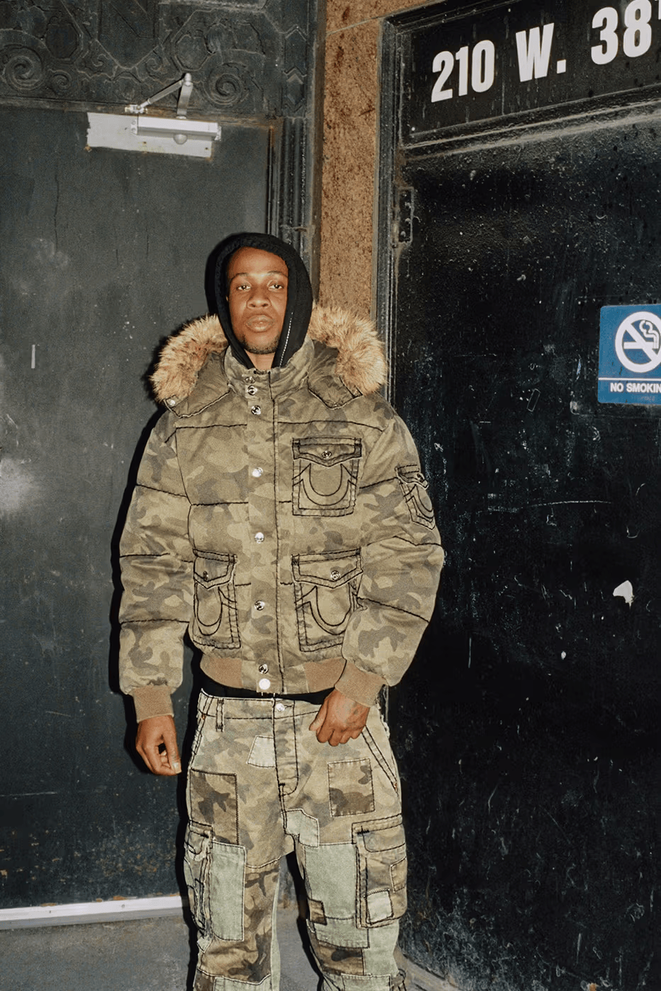 BALENCIAGA 首个橄榄球系列 | Audi Sport F1概念赛车发布 | Heron Preston 回归重掌品牌